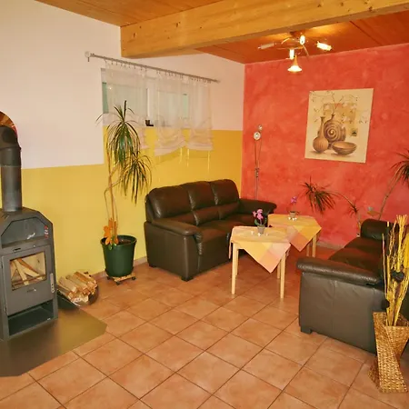 Spacious In Piesendorf With Sauna, Cleaning Included Chalet *